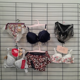 SOUS VETEMENTS DE MARQUE - 50 pièces