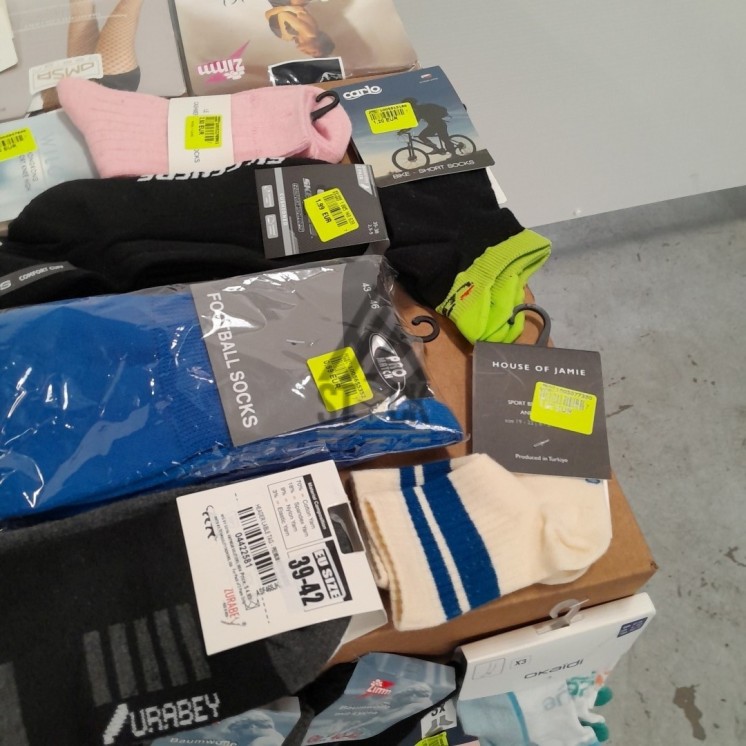 CHAUSSETTE - 300 paires