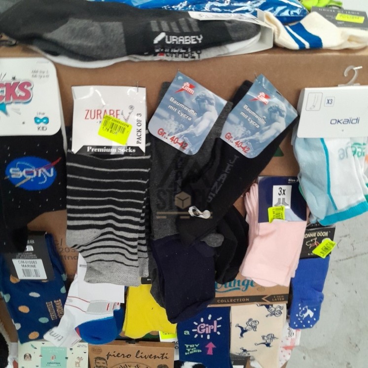 CHAUSSETTE - 300 paires