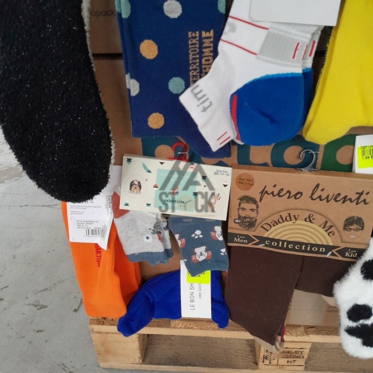 CHAUSSETTE - 300 paires