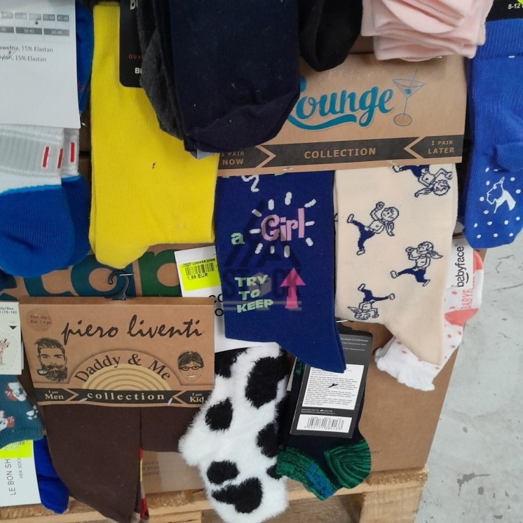 CHAUSSETTE - 300 paires