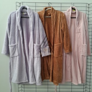 Peignoir/robe de chambre - 25 pièces