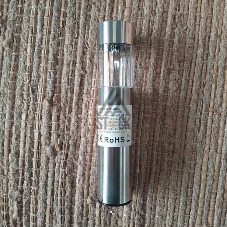 Lampe solaire de jardin - 75 pièces