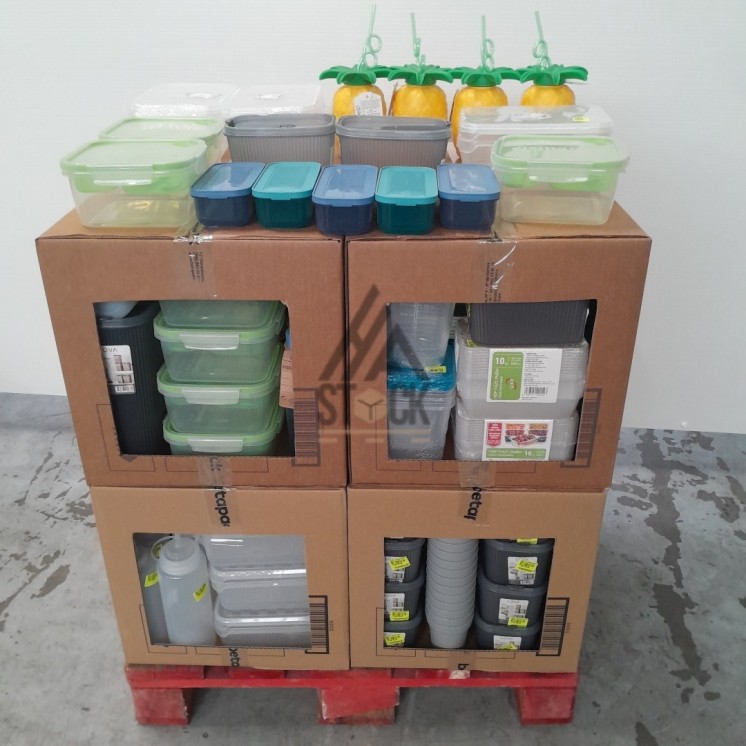 VAISSELLE PLASTIQUE - 200 pièces