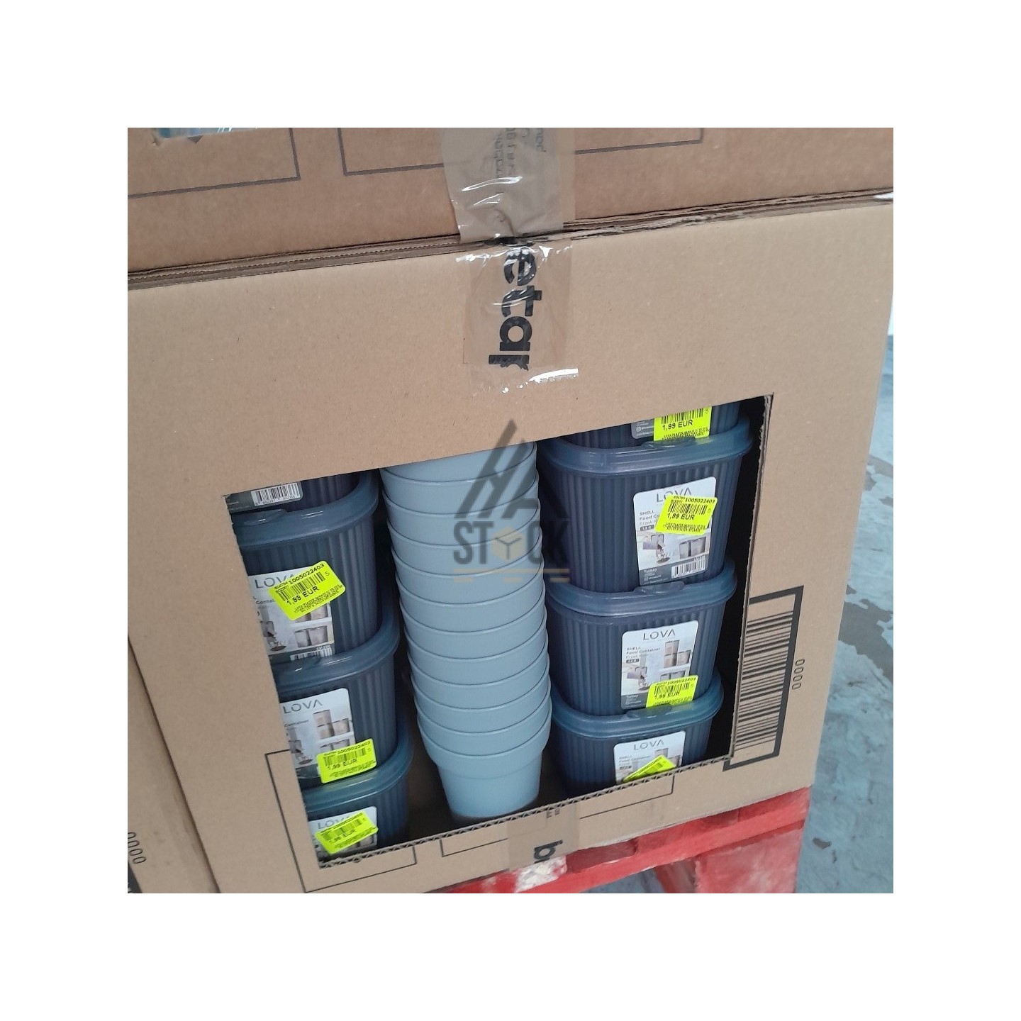 VAISSELLE PLASTIQUE - 200 pièces