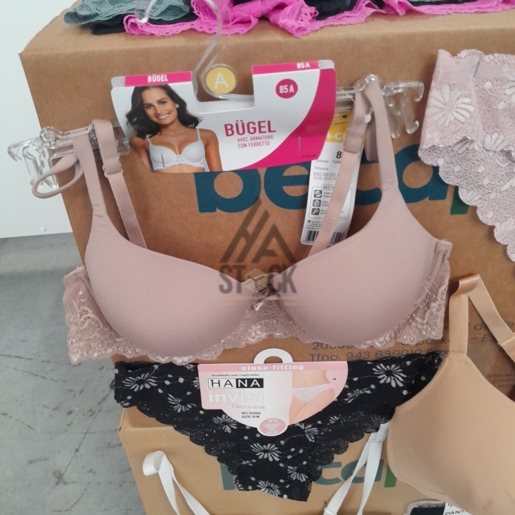 SOUS VETEMENTS FEMME - 200 pièces