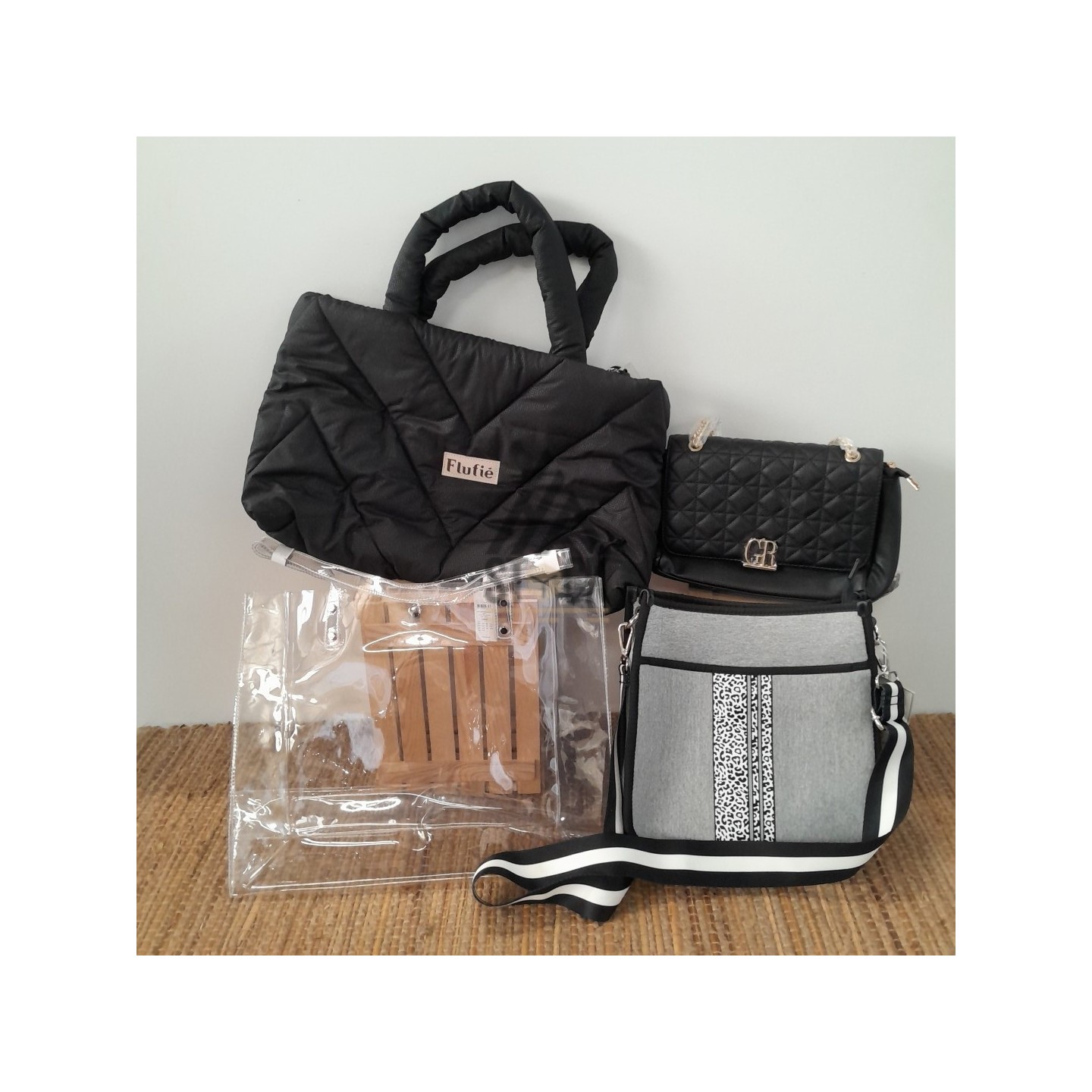 SAC de marque  - 30 pièces