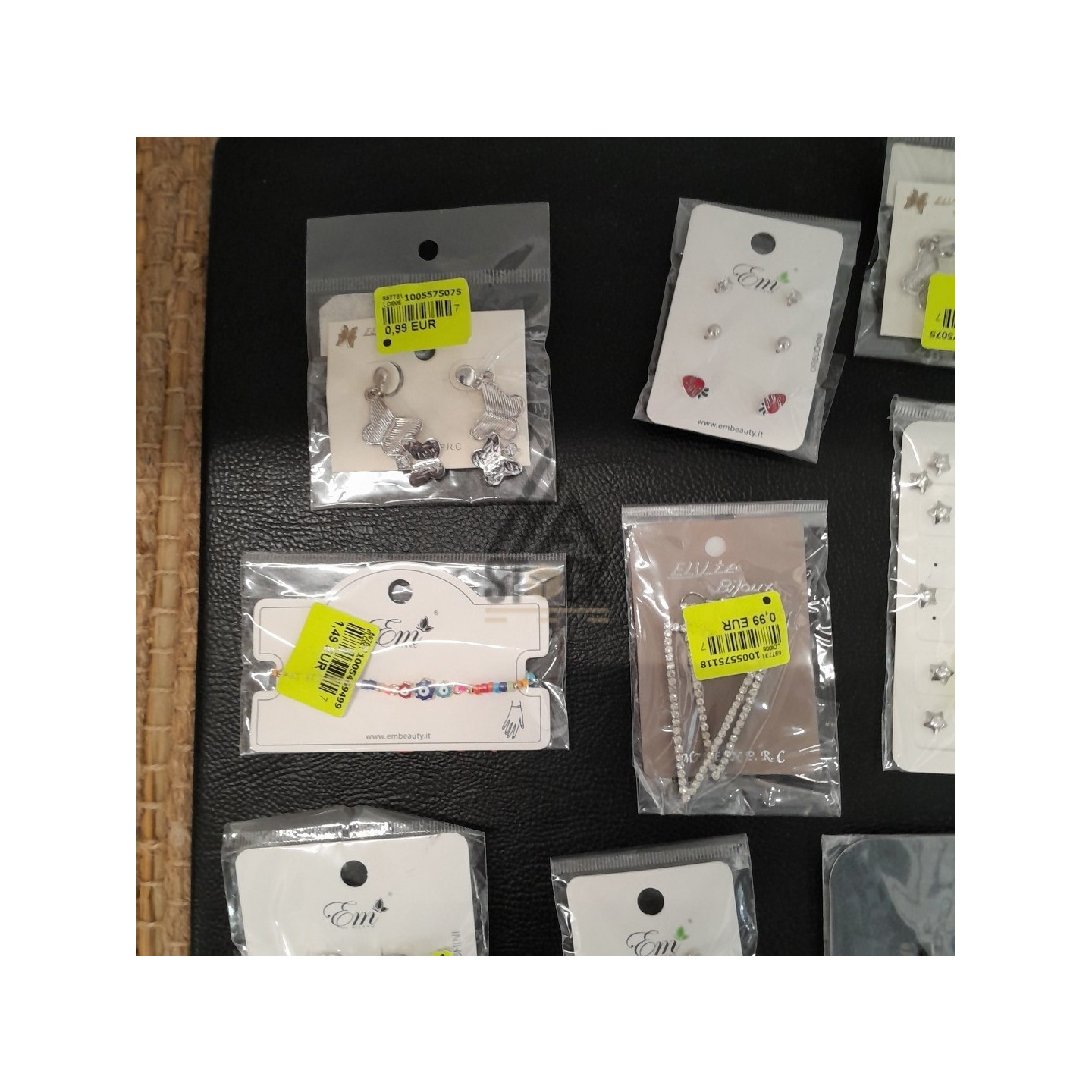 BIJOUX - 300 pièces