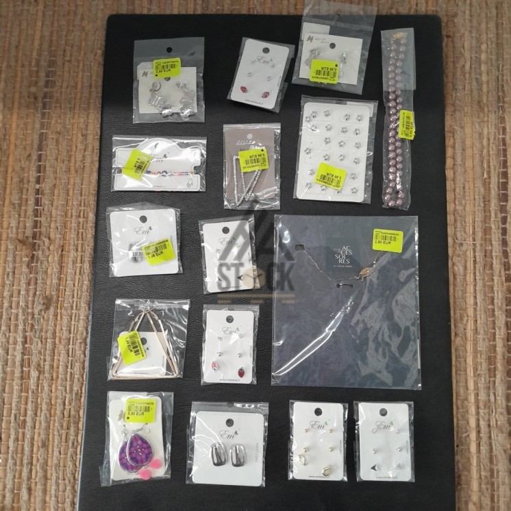 BIJOUX - 300 pièces