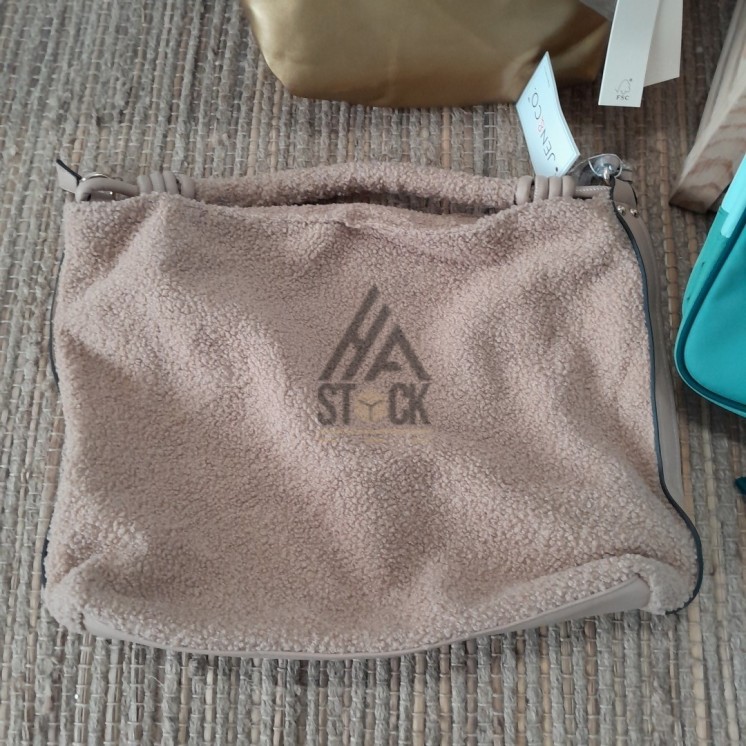 SAC de marque  - 30 pièces