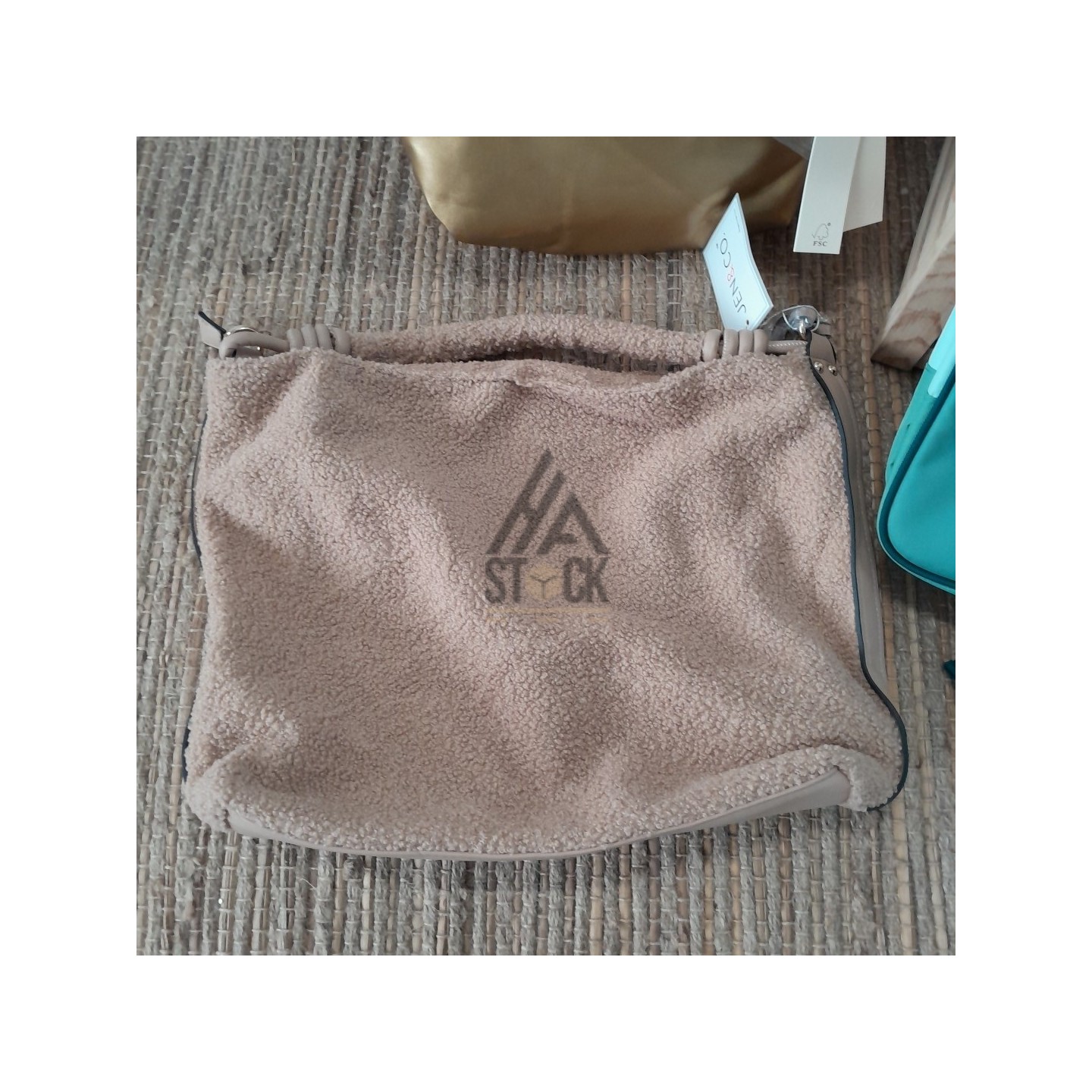 SAC de marque  - 30 pièces