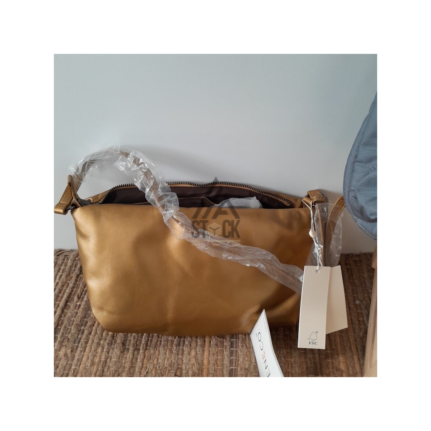 SAC de marque  - 30 pièces