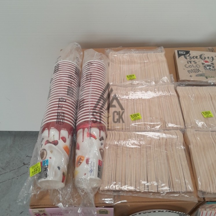 VAISSELLE JETABLE - 300 pièces