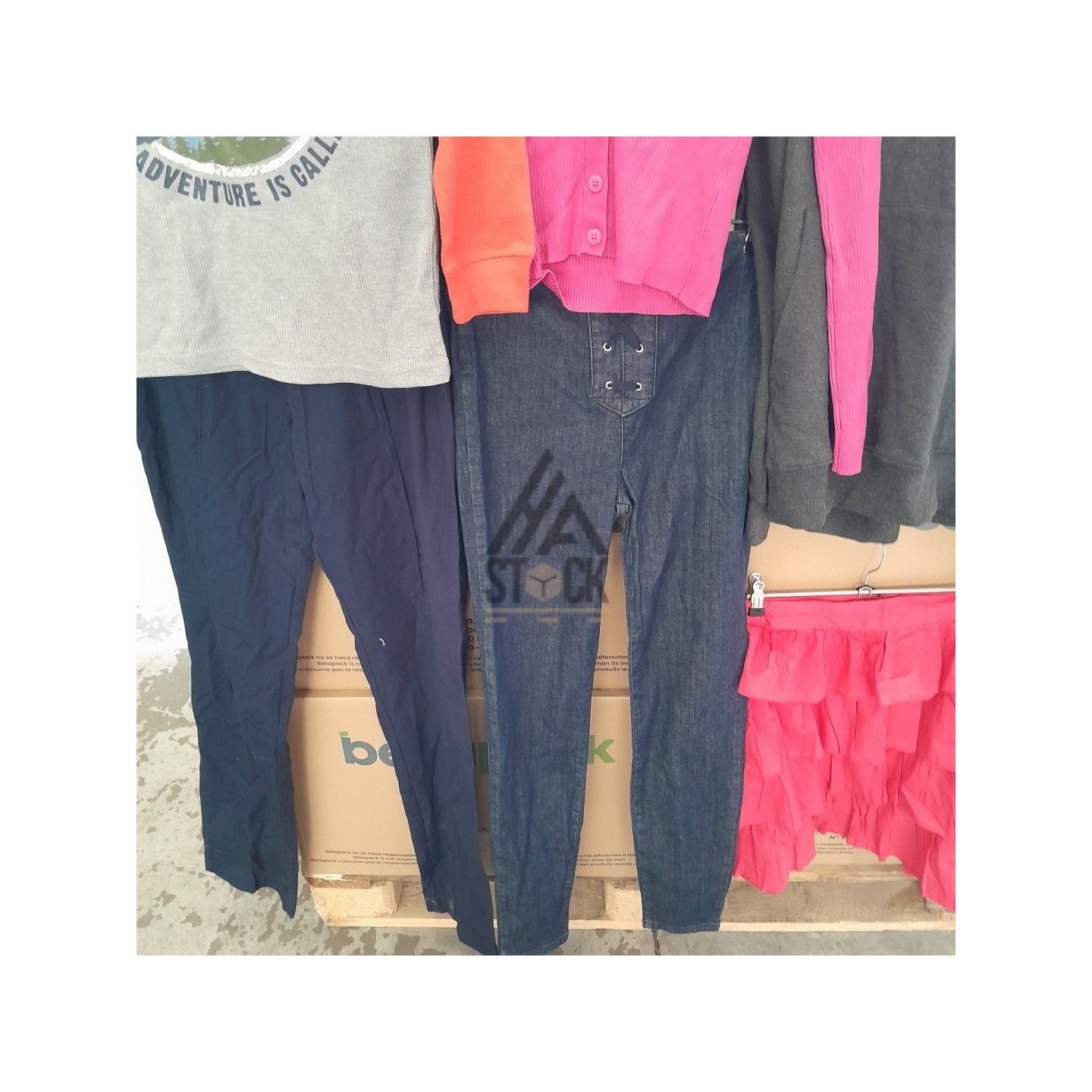 TEXTILE - 700 pièces