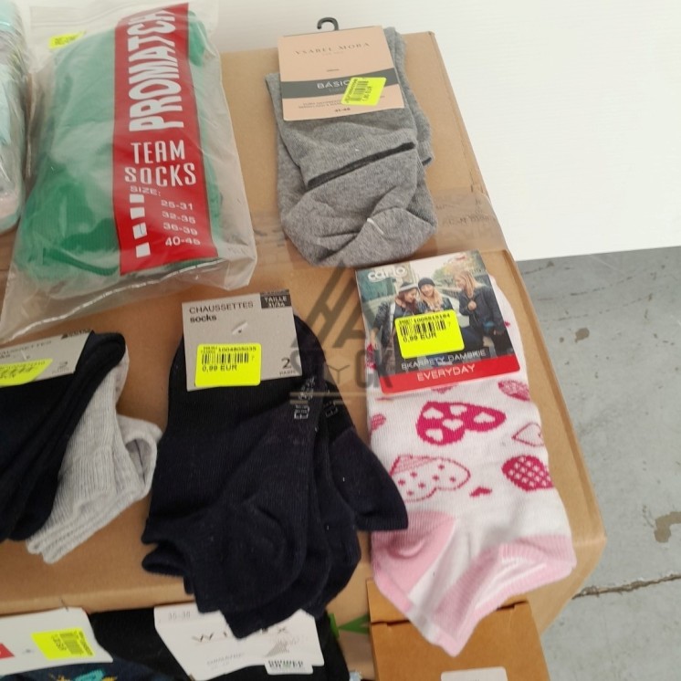 CHAUSSETTE - 300 paires