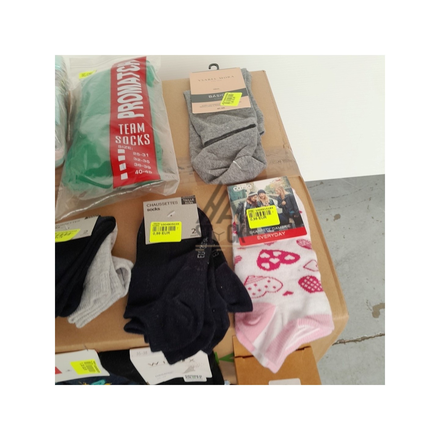 CHAUSSETTE - 300 paires