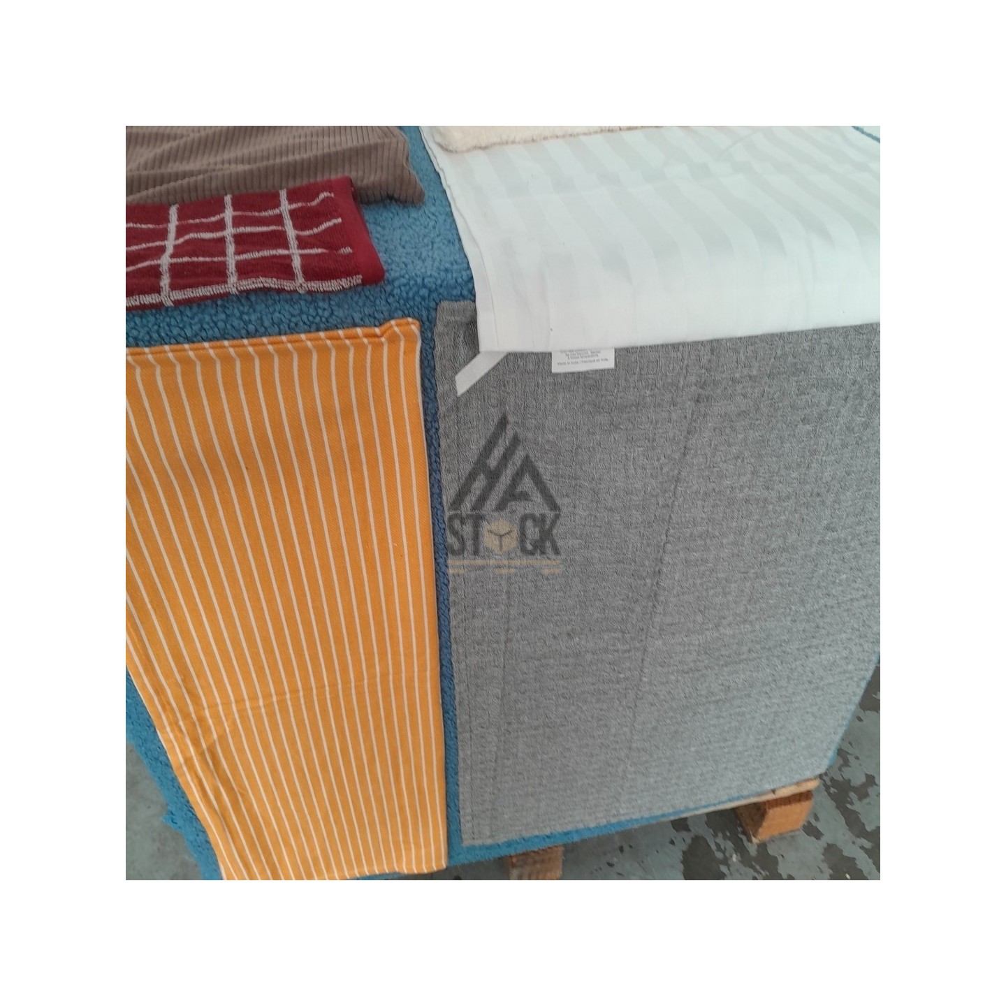 LINGE DE MAISON VRAC - 220 pièces