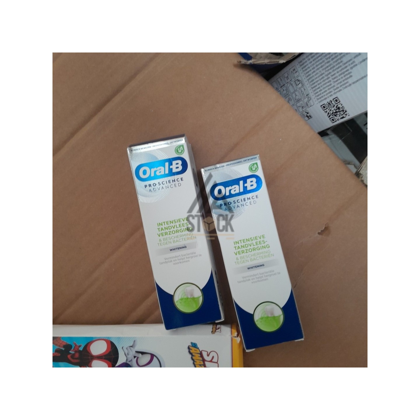 PALETTE A****N - A303