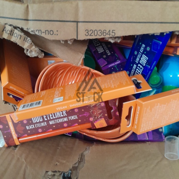 PALETTE A****N - A306