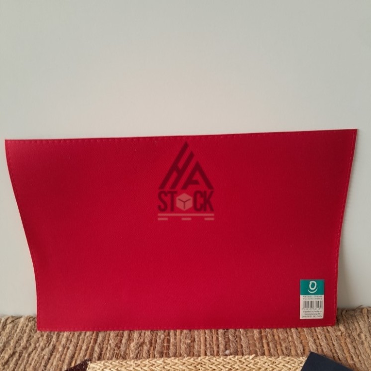 Set de table - 150 pièces