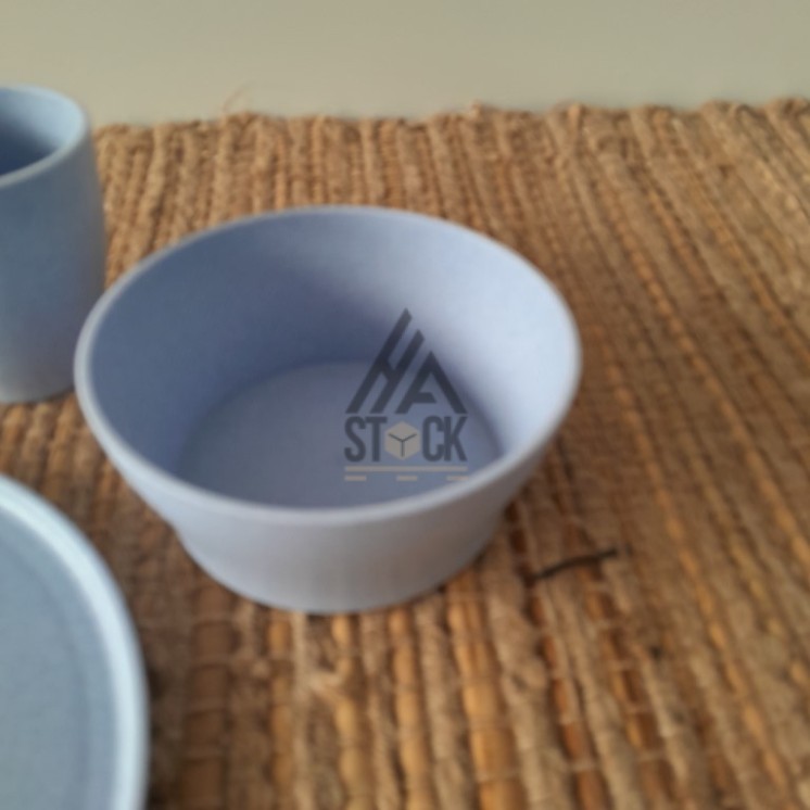 VAISSELLE PLASTIQUE - CASA - 135 pièces