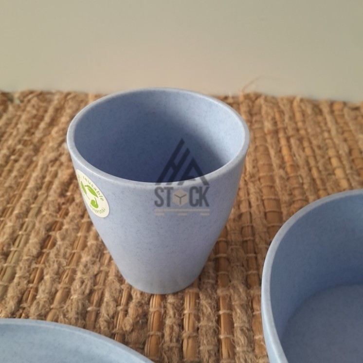 VAISSELLE PLASTIQUE - CASA - 135 pièces