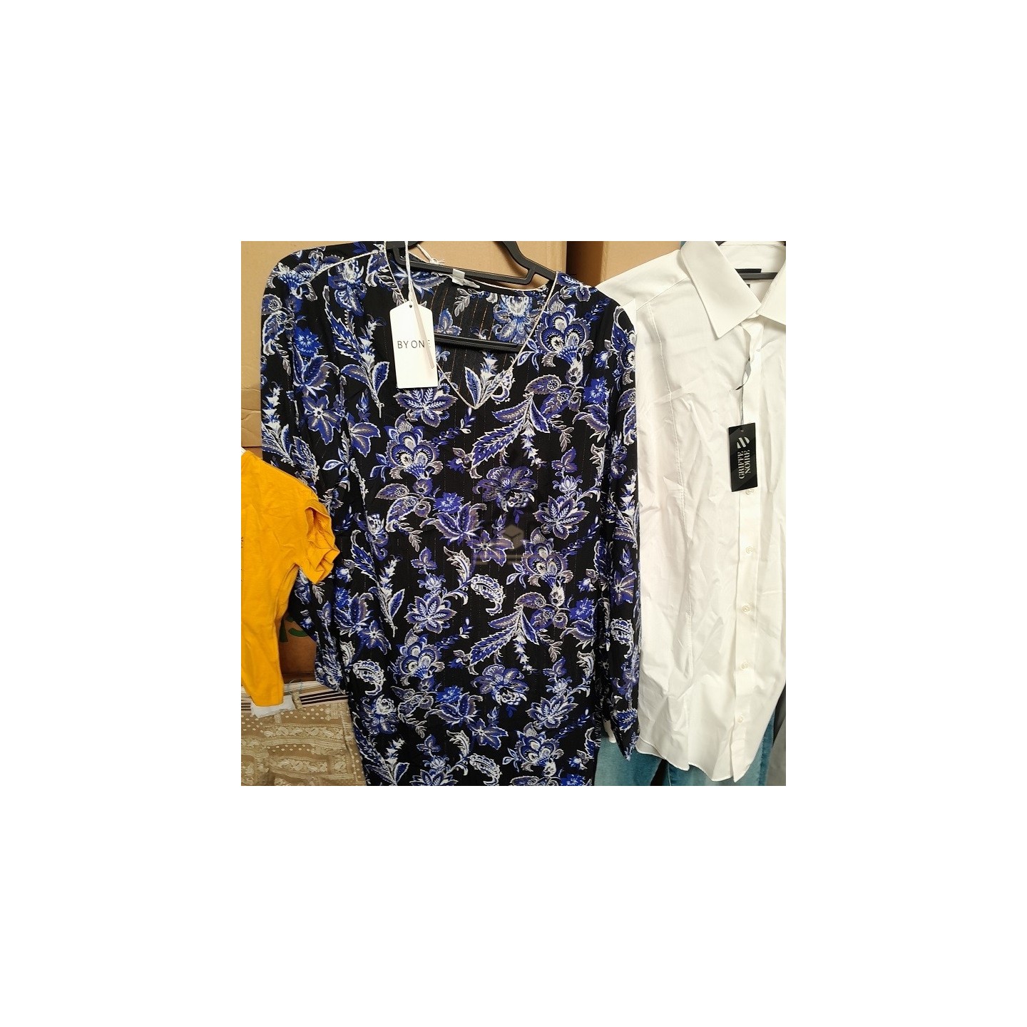 TEXTILE MARQUE  - 700 pièces