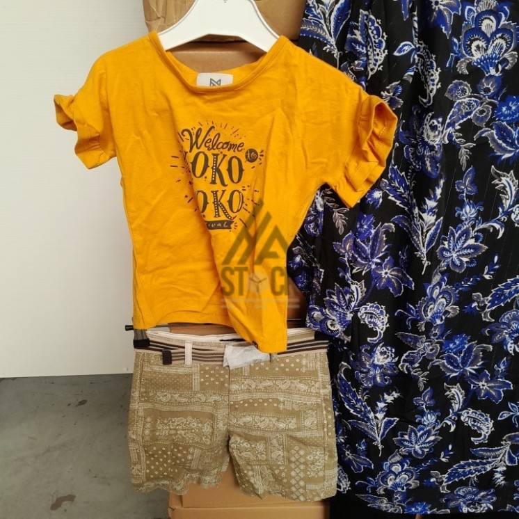 TEXTILE MARQUE  - 700 pièces