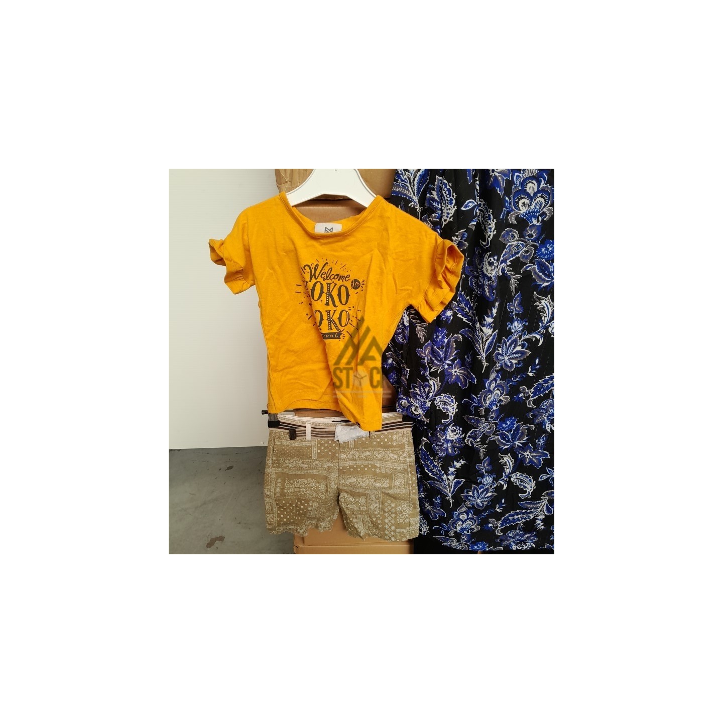 TEXTILE MARQUE  - 700 pièces