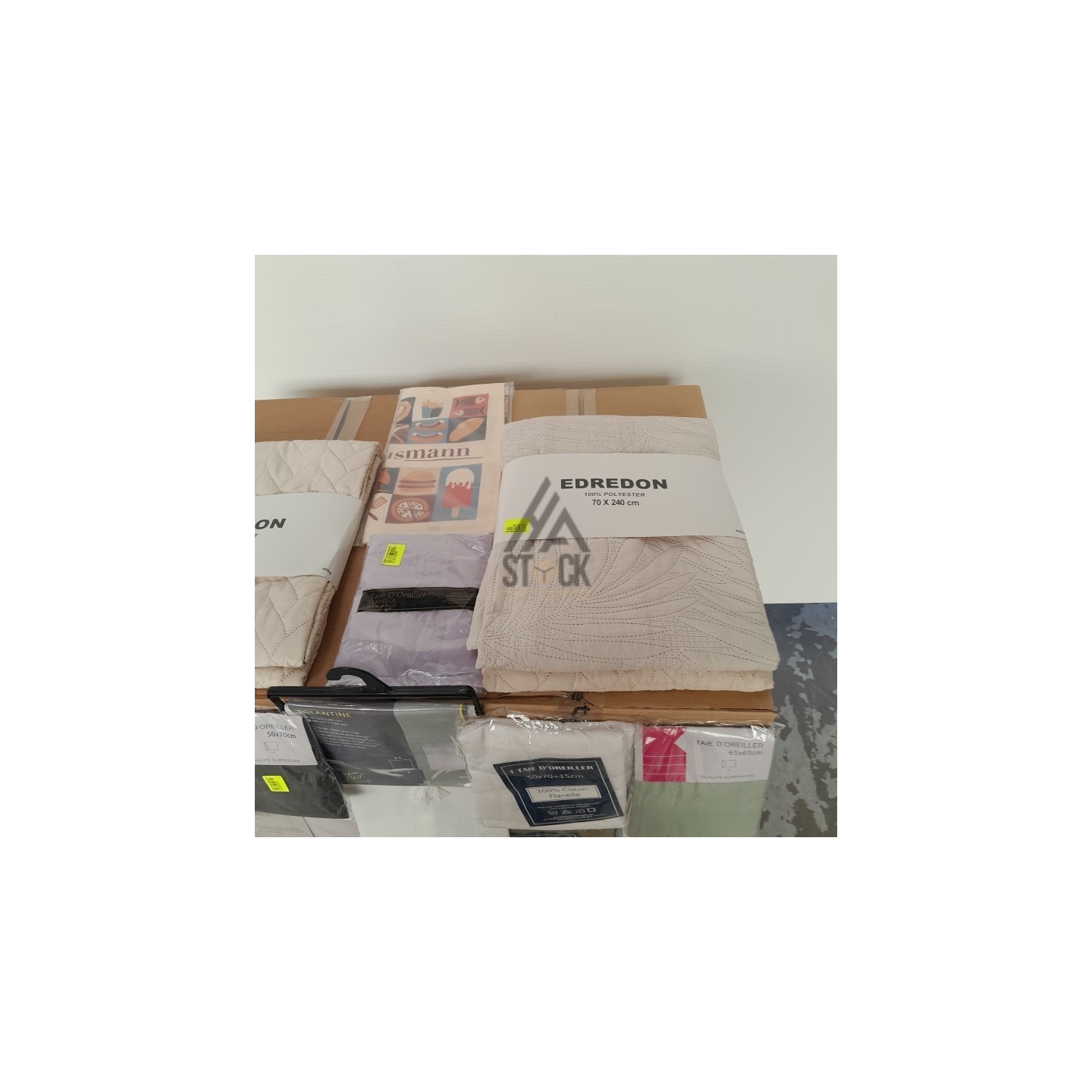 LINGE DE MAISON - 100 pièces