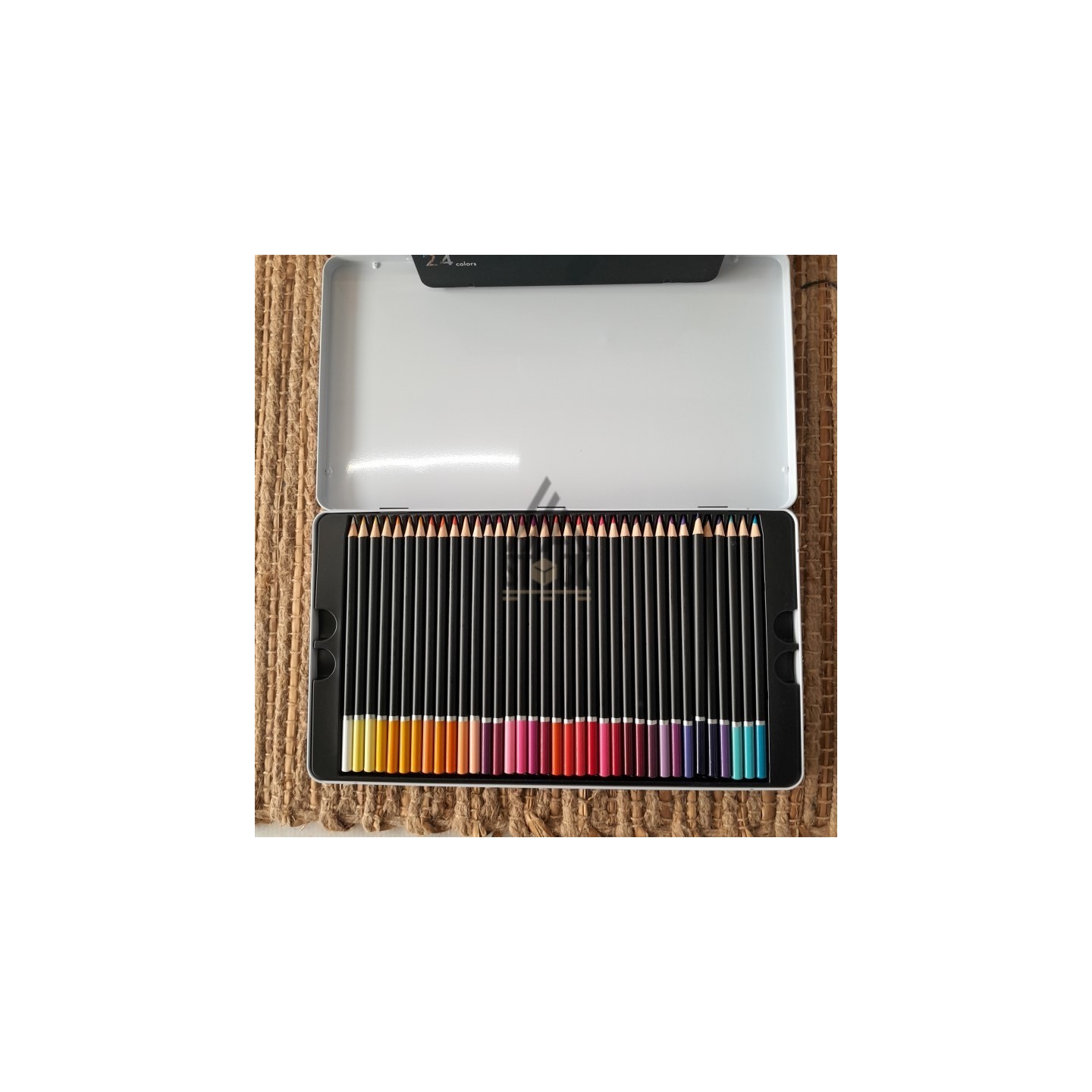 boîte de feutres et crayons de couleurs - 30 boîtes