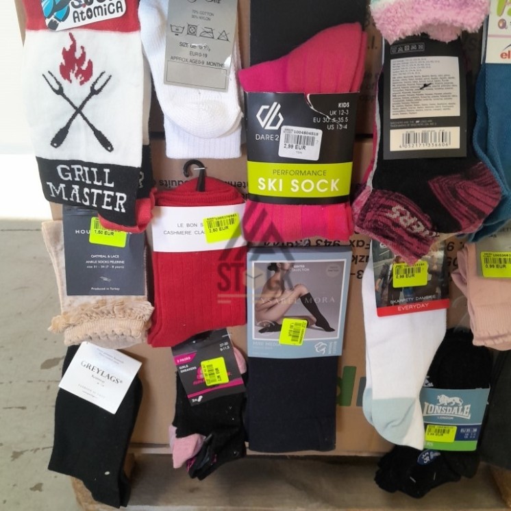 CHAUSSETTE - 300 paires