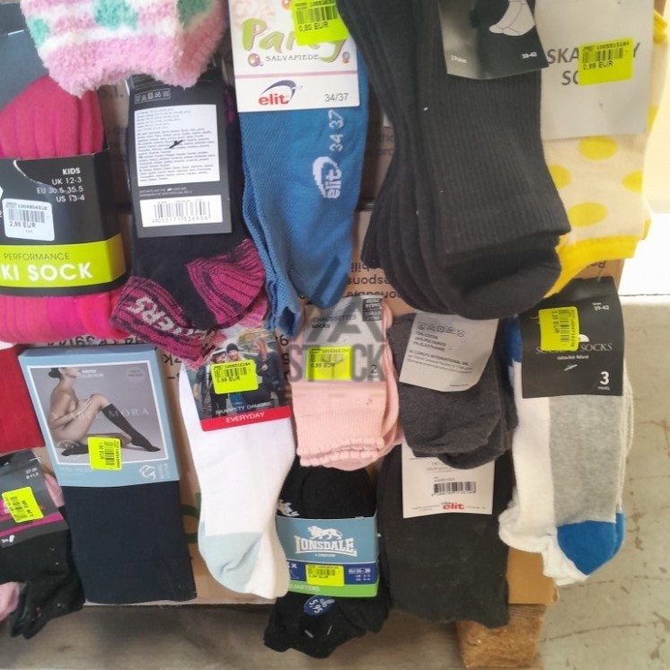 CHAUSSETTE - 300 paires