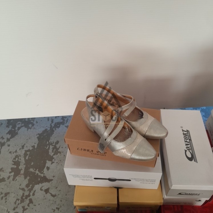 CHAUSSURE ÉTÉ en boite - 25 paires