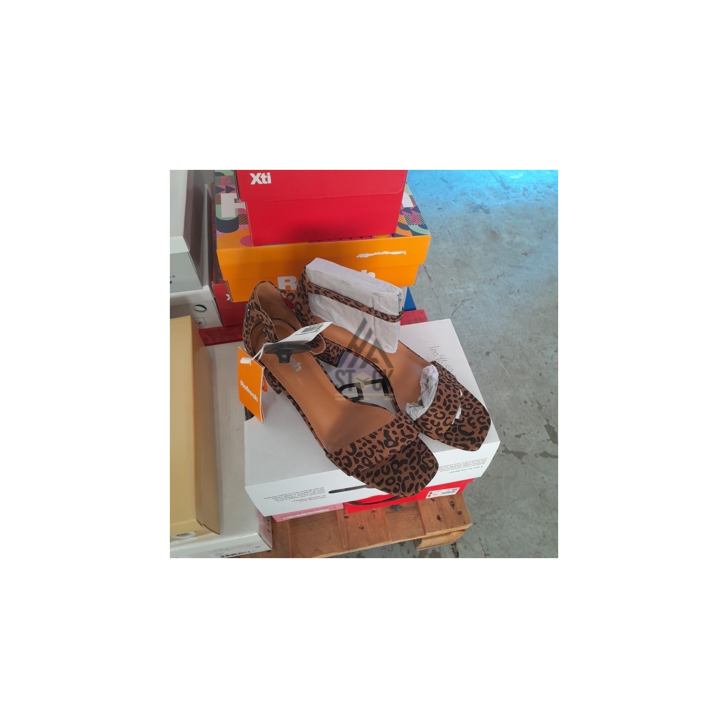 CHAUSSURE ÉTÉ en boite - 25 paires