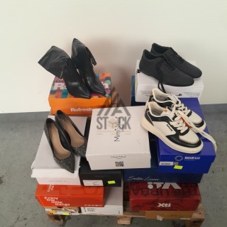 CHAUSSURE en boite  - 20 paires