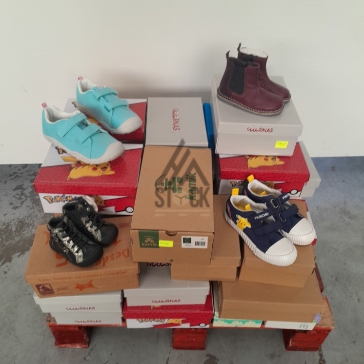 CHAUSSURE ENFANTS en boite  - 35 paires