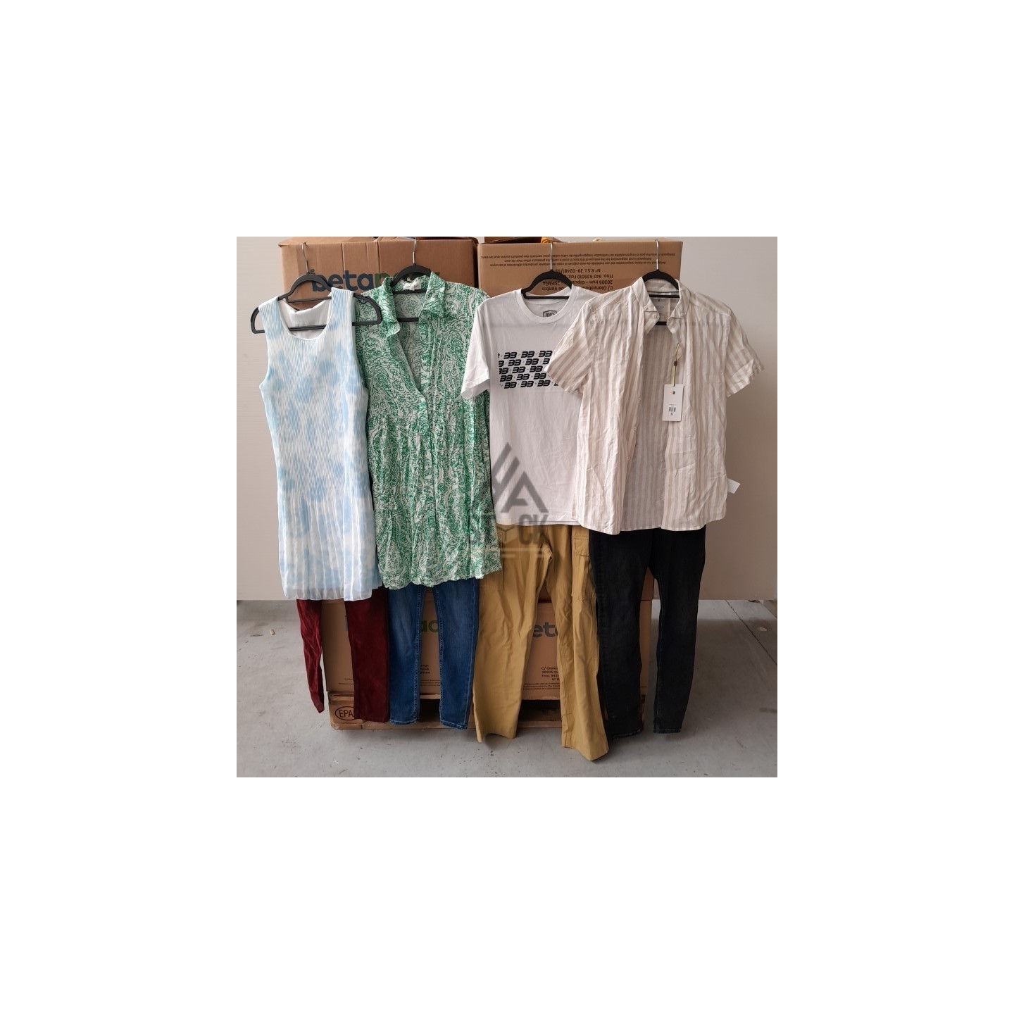 TEXTILE MARQUE  - 700 pièces