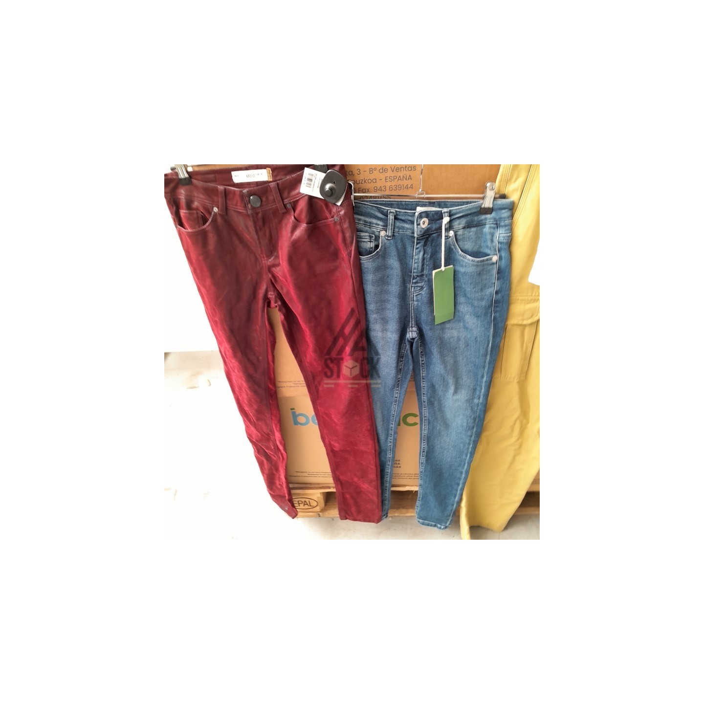 TEXTILE MARQUE  - 700 pièces