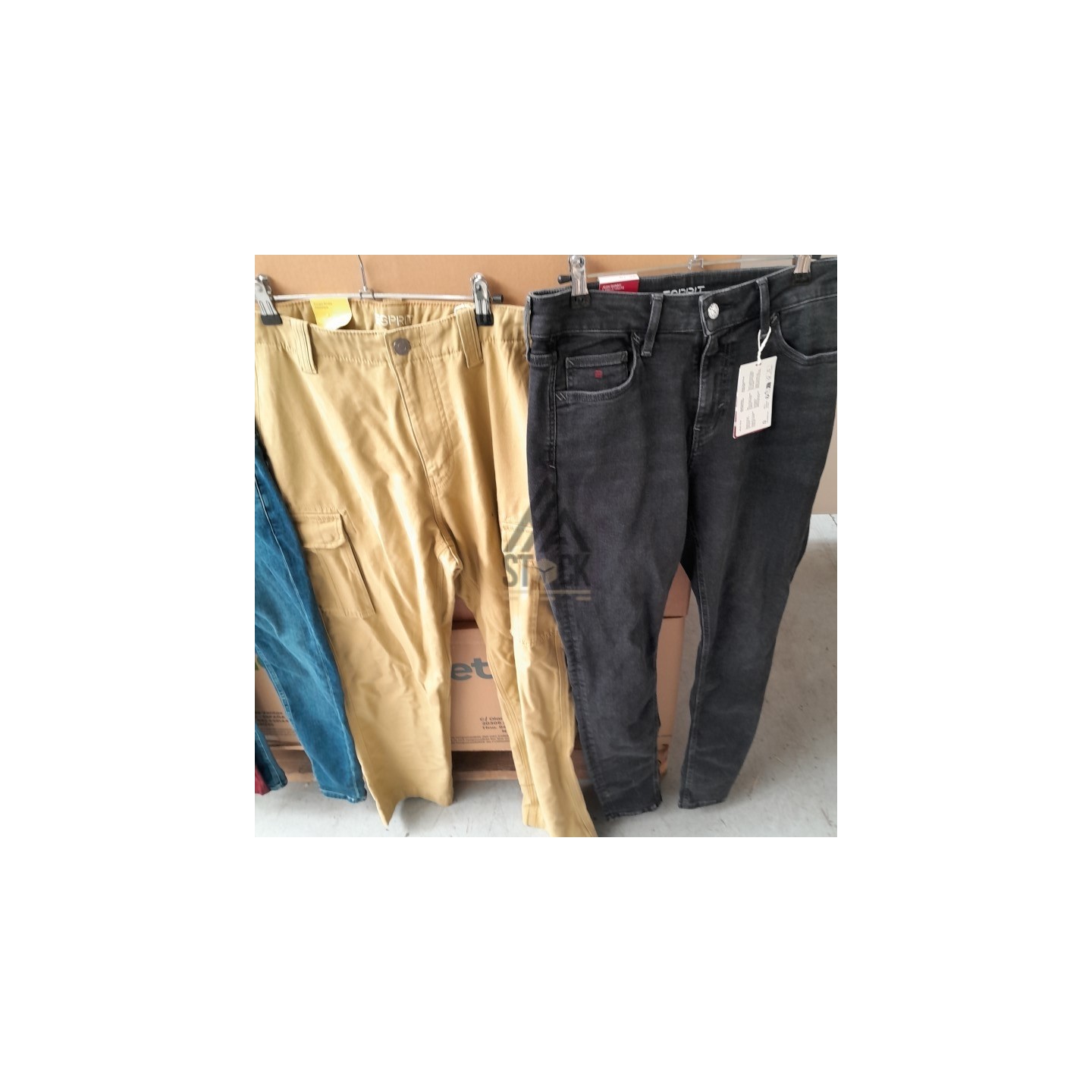 TEXTILE MARQUE  - 700 pièces