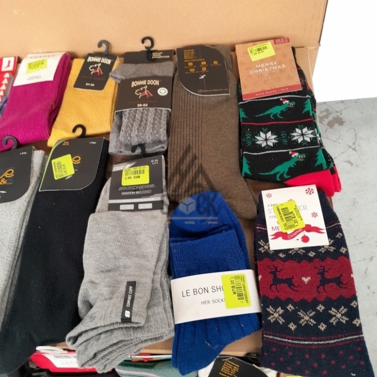 CHAUSSETTE - 300 paires