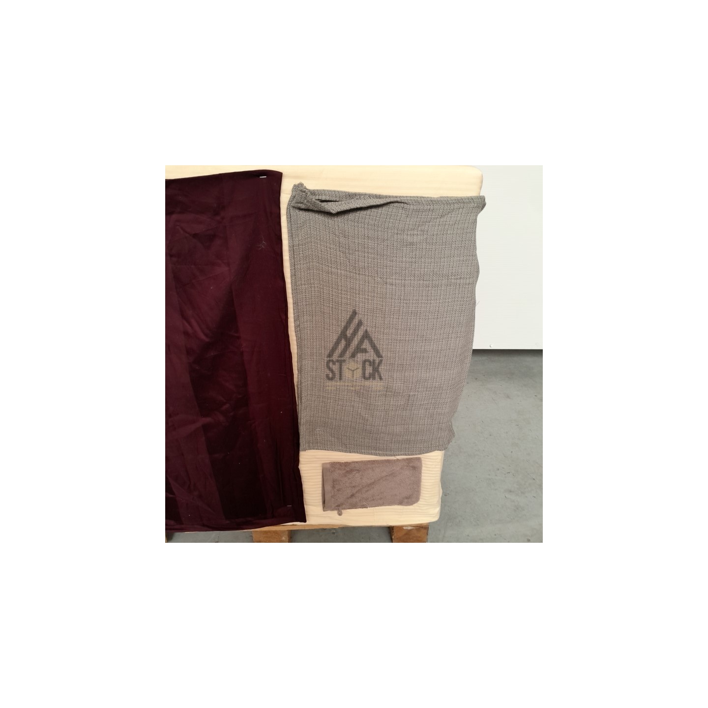 LINGE DE MAISON VRAC - 220 pièces