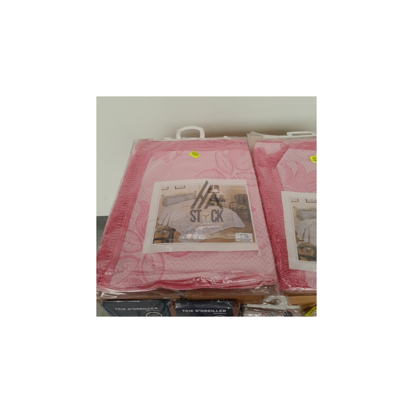 LINGE DE MAISON - 90 pièces