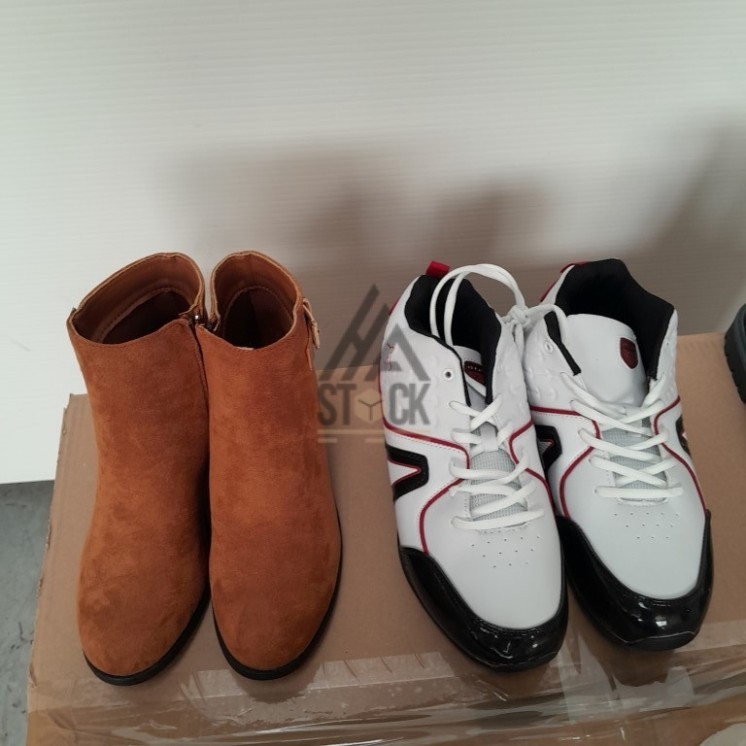 CHAUSSURES -  60 paires