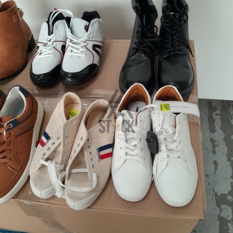 CHAUSSURES -  60 paires