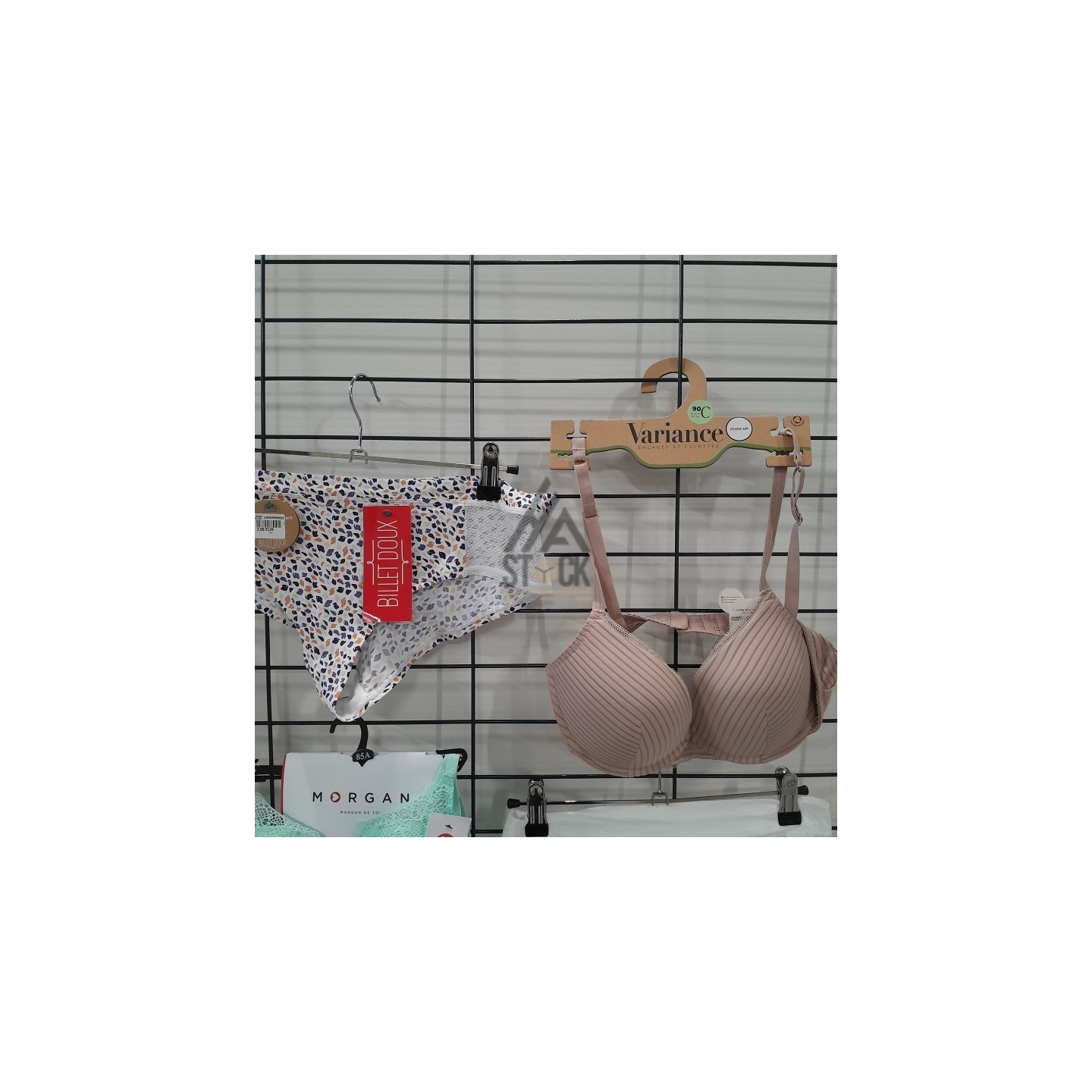 SOUS VETEMENTS DE MARQUE - 50 pièces