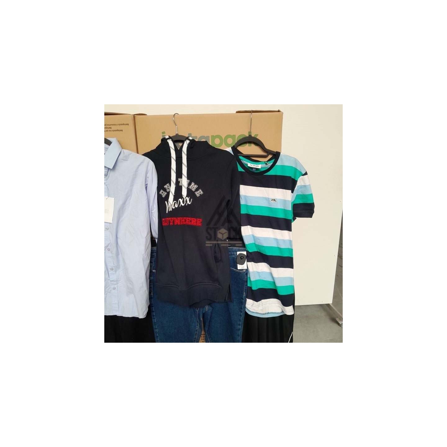 TEXTILE MARQUE  - 700 pièces