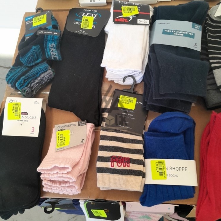 CHAUSSETTE - 300 paires