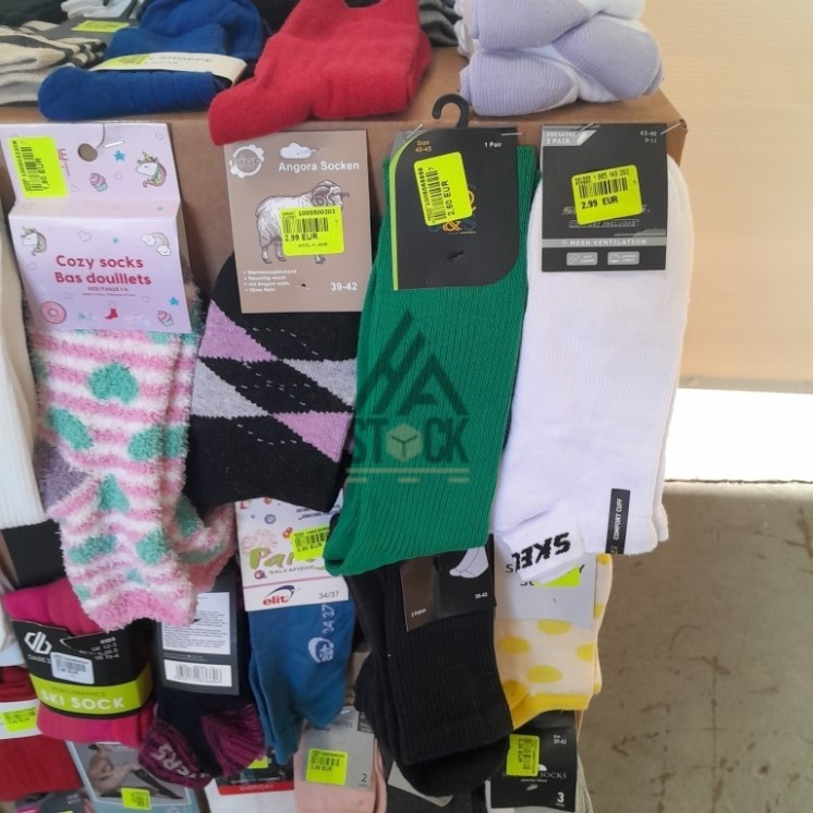 CHAUSSETTE - 300 paires