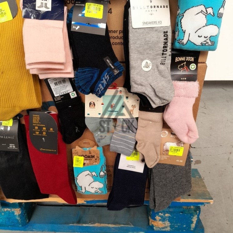 CHAUSSETTE - 300 paires